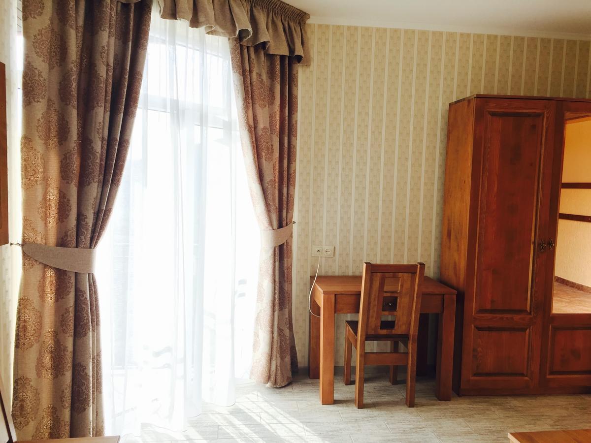 Mini hotel Solnce Karpat Poljana Exteriér fotografie