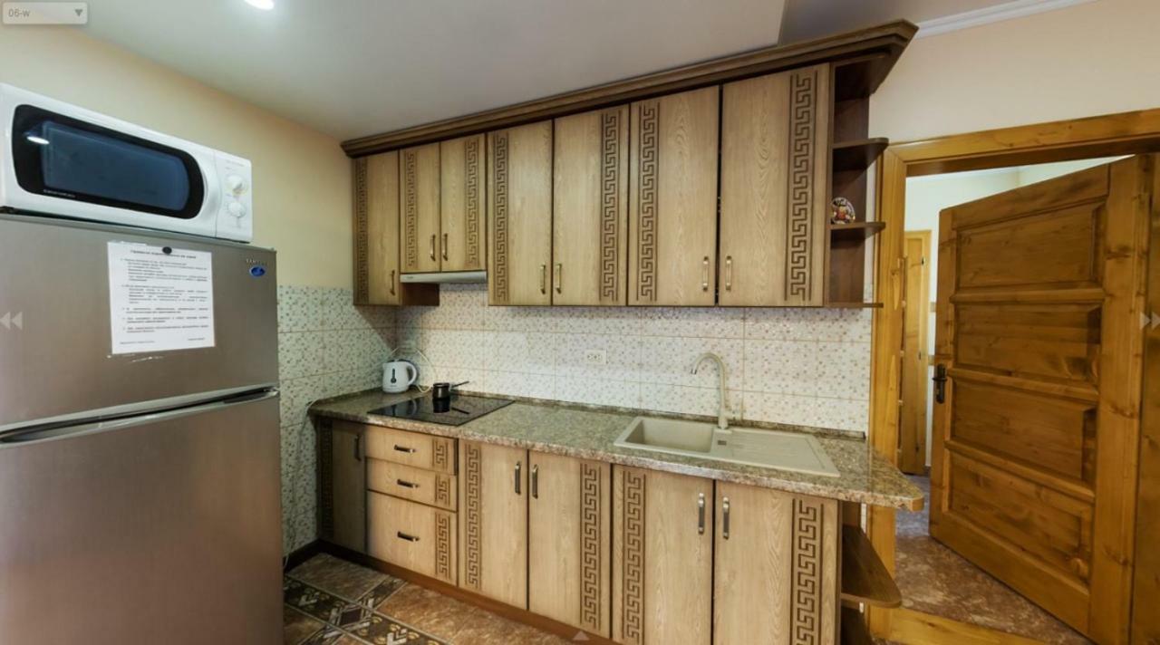 Mini hotel Solnce Karpat Poljana Exteriér fotografie